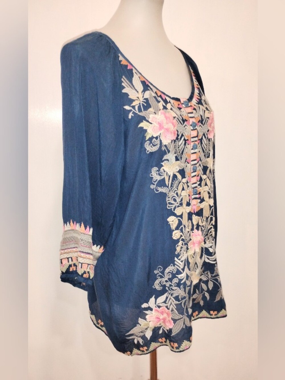 JOHNNY WAS EMBROIDERED BLOUSE